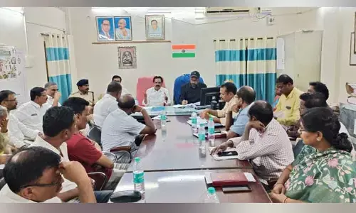 ధాన్యం కొనుగోలును వేగవంతం చేయాలి.. ఎమ్మెల్యే రామావత్ రవీంద్ర కుమార్..