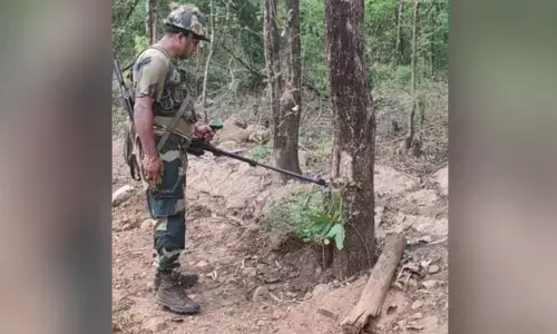 మల్కాన్ గిరి సెక్టార్‌లో ఐఈడీ బాంబు స్వాధీనం