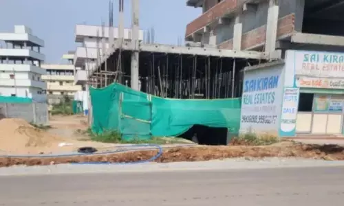 బడంగ్ పేట్​లో పెట్రేగిపోతున్న అక్రమ సెల్లార్లు..
