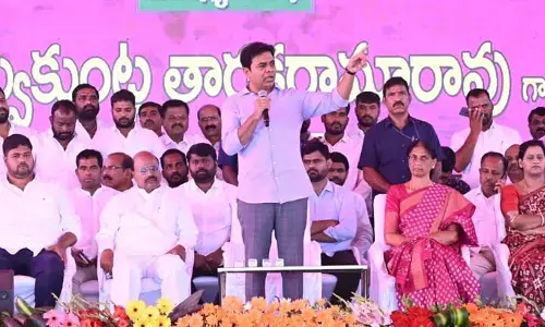 పరిశ్రమల ఏర్పాటుతో  ఉద్యోగ అవకాశాలు:  కేటీఆర్