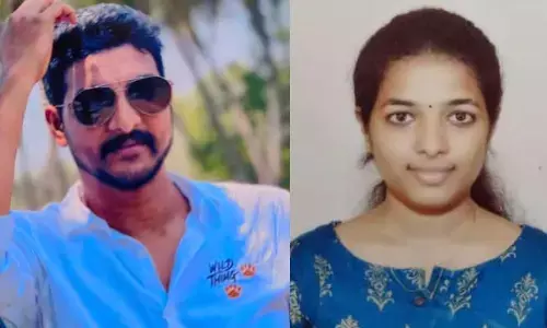 ఒకే గదిలో ప్రేమ జంట ఆత్మహత్య..