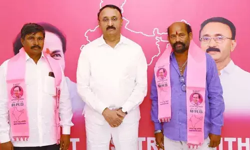 AP BRS: ఏపీ బీఆర్ఎస్‌లోకి  పెరుగుతున్న చేరికలు