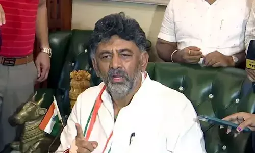 కర్ణాటక సీఎం రేసు.. నేడు ఢిల్లీ వెళ్లనున్న డీకే శివకుమార్..