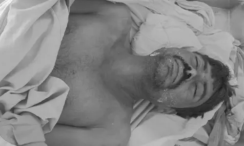 చికిత్స పొందుతూ వ్యక్తి మృతి