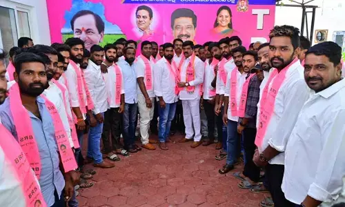 కర్ణాటకలో ప్రజలు మత రాజకీయాలను తిప్పి కొట్టారు : మంత్రి వేముల ప్రశాంత్ రెడ్డి
