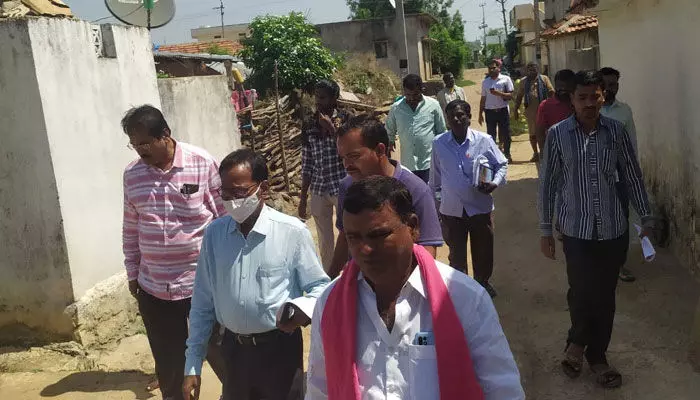 పారిశుధ్య వారోత్సవాలను పకడ్బందీగా చేపట్టాలి : జాన్ వెస్లీ పారిశుధ్య వారోత్సవాలను పకడ్బందీగా చేపట్టాలి : జాన్ వెస్లీ