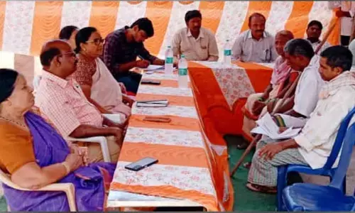 భుక్తం కోసం కలెక్టర్ ని ఆశ్రయించిన తండ్రి..