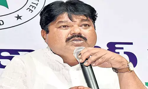 దశాబ్ది ఉత్సవాలను బహిష్కరించాలి.. మాజీ ఎమ్మెల్సీ రాములు నాయక్​