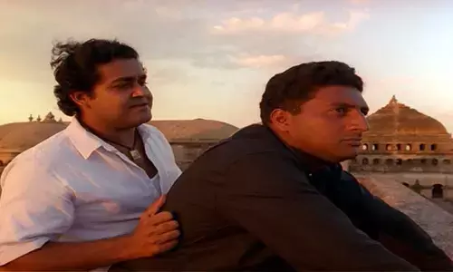 చారిత్రక దృశ్యకావ్యం ‘ఇరువర్’