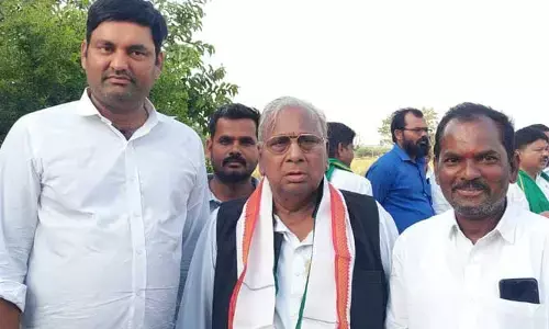 111 జీఓ ఎత్తివేతపై చర్చ జరగాలి.. మాజీ ఎంపీ వి.హన్మంత రావు