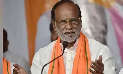 బీసీల రిజర్వేషన్లను కుదించిన చరిత్ర కేసీఆర్⁬ది.. బీజేపీ ఎంపీ లక్ష్మణ్