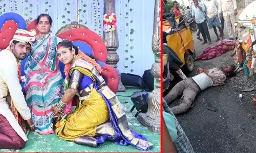 చింద్రమైన బతుకులు.. రోడ్డు ప్రమాదంలో తల్లి, కొడుకు, కోడలు మృతి
