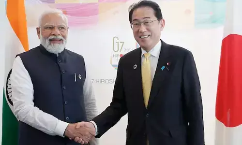 జపాన్ ప్రధానితో మోడీ భేటీ