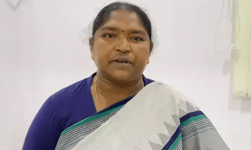 హత్యలు, అత్యాచారాలకు అదే కారణం.. మంత్రి సీతక్క కీలక వ్యాఖ్యలు