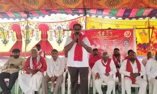 దేశ రాజకీయాల్లో ఎర్రజెండా కీలకపాత్ర : సీపీఎం రాష్ట్ర కార్యదర్శి తమ్మినేని వీరభద్రం