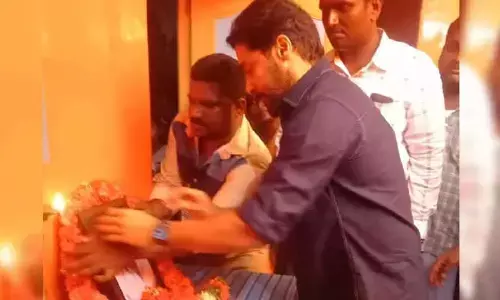 అభిమాని మృతి.. నివాళులు అర్పించిన హీరో సూర్య