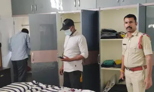 ముచ్కుర్ లో దొంగల‌ హల్..చల్