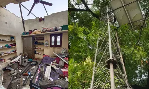 ఈదురు గాలులకు విరిగిపడ్డ సెల్ టవర్.. భారీగా ఆస్తి నష్టం