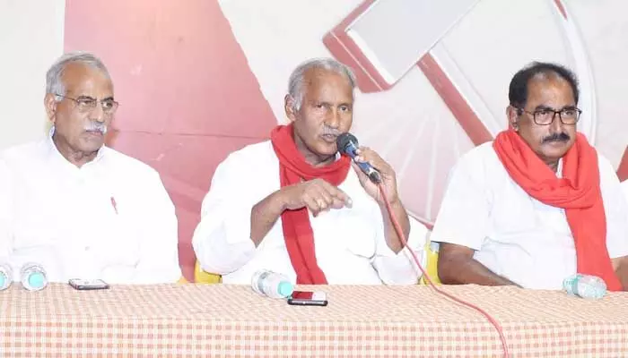 అంత తొందరెందుకు.. సీఎం కేసీఆర్కు కూనంనేని లేఖ అంత తొందరెందుకు.. సీఎం కేసీఆర్కు కూనంనేని లేఖ
