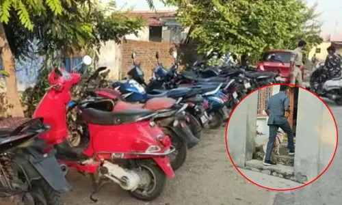 పోలీసుల కమ్యూనిటీ కాంటాక్ట్ ప్రోగ్రాం.. 103 వాహనాలు సీజ్