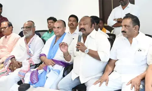 తిరుమల తరహాలో కరీంనగర్ లో శ్రీవారి ఆలయాన్ని నిర్మిస్తాం : మంత్రి గంగుల కమలాకర్