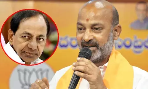 కాంగ్రెస్ అభ్యర్థులను నిర్ణయించేది కేసీఆరే.. బండి సెన్సేషనల్ కామెంట్స్