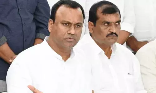 బాంబు పేల్చిన కోమటిరెడ్డి రాజగోపాల్ రెడ్డి.. బీజేపీని వీడటంపై క్లారిటీ!