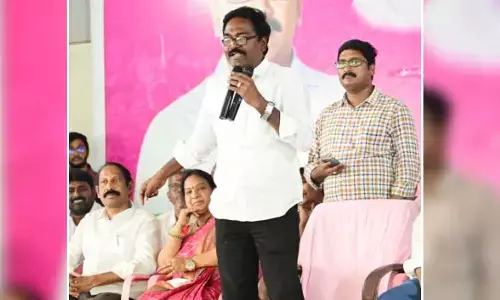 పొంగులేటి ఓ బచ్చా.. మంత్రి పువ్వాడ అజయ్ సంచలన వ్యాఖ్యలు
