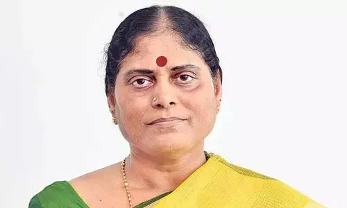 Kurnool: విశ్వభారతి ఆస్పత్రికి విజయమ్మ.. అవినాశ్‌రెడ్డి తల్లి ఆరోగ్యంపై ఆరా
