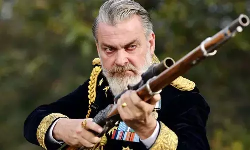 Ray Stevenson: షూటింగ్ స్పాట్ లోనే మృతి చెందిన ఆర్ఆర్ఆర్ నటుడు