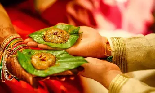 పెళ్లిలో జిలకర్ర బెల్లం ఎందుకు పెడుతారో తెలుసా?