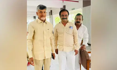 టీడీపీ అధినేత చంద్రబాబును కలిసిన వైకుంఠం మల్లికార్జున చౌదరి