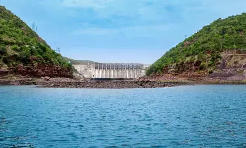 రూ.20 లక్షలకు లెక్కలు తేల్చని పెద్దలు