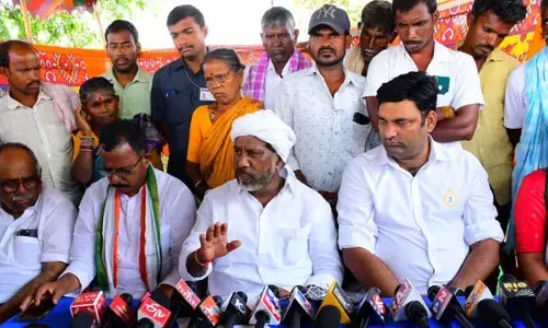 రాష్టంలో ప్రాజెక్టుల నిర్మాణంలో సీఎం కేసీఆర్ కుట్ర: సీఎల్పీ నేత భట్టి విక్రమార్క