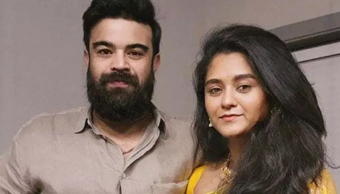 ప్రేమంటే ఇదేనేమో.. భర్త మరణాన్ని తట్టుకోలేక భార్య ఏం చేసిందంటే..? ప్రేమంటే ఇదేనేమో.. భర్త మరణాన్ని తట్టుకోలేక భార్య ఏం చేసిందంటే..?