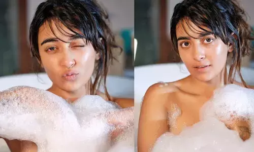 Jinal Joshi  hot Pictures:బాత్ టబ్‌లో న్యూడ్ షో.. కన్నుకొట్టి కవ్విస్తున్న జినాల్