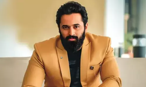 మలయాళ నటుడిపై లైంగిక కేసు.. షాక్ ఇచ్చిన హైకోర్టు