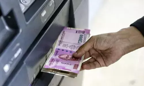 235 శాతం పెరిగిన నగదు లావాదేవీలు!