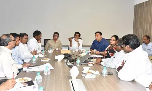 స్టీల్ ప్లాంట్ పనులు త్వరగా పూర్తి చేయాలి: Minister Buggana