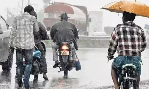 Heavy Rains: ఏపీలో పలు చోట్ల భారీ వర్షం.. తిరుపతిలో బీభత్సం