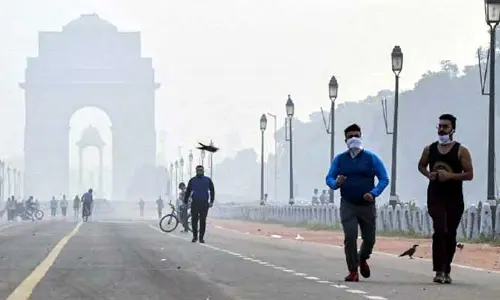 దేశ రాజధాని ఢిల్లీలో వింత ఘటన