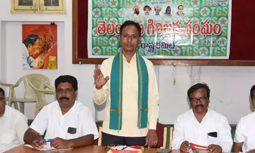 11 లక్షల ఎకరాల పోడు పట్టాలివ్వాల్సిందే.. సర్కార్‌కు గిరిజన సంఘం వార్నింగ్