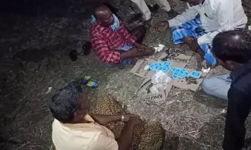 పేకాటరాయుళ్ల అరెస్టు