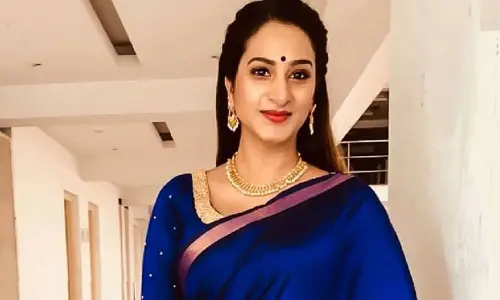 Surekhavani :  రెండో పెళ్లిపై హింట్ ఇచ్చిన సురేఖా వాణి .. వైరల్ పోస్ట్
