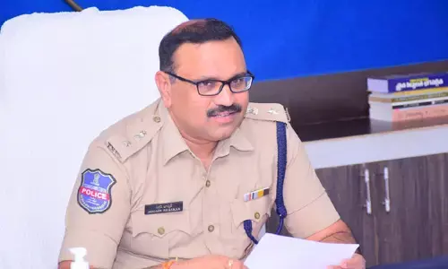 దశాబ్ధి ఉత్సవాలను విజయవంతం చేయాలి : ఎస్పీ భాస్కర్