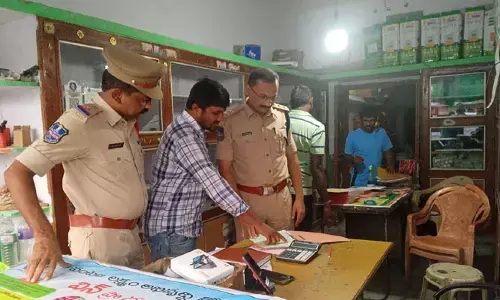 నకిలీ విత్తనాల పై నజర్..