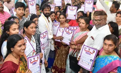 జర్నలిస్టులకు అండగా రాష్ట్ర ప్రభుత్వం: మంత్రి శ్రీనివాస్ గౌడ్