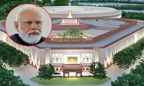 ప్రారంభమైన పార్లమెంట్ కొత్త భవన పూజా కార్యక్రమాలు.. పాల్గొన్న మోడీ
