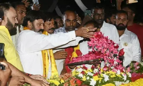 ఎన్టీఆర్ సినిమాల్లోనే కాదు రాజకీయాల్లోనూ అగ్రగామి: నందమూరి బాలకృష్ణ