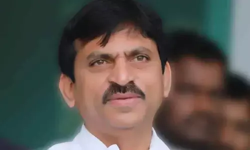 బీజేపీలో గెలవలేము అందుకే ఆ పార్టీలోకి! పొంగులేటిపై మాజీ అనుచరుడు సంచలన వ్యాఖ్యలు